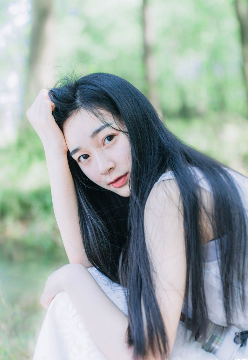 邓贤见魏延目光看来，微微点头，随即看向两人道：“我且问你们，那垫江城守将是何人？”
